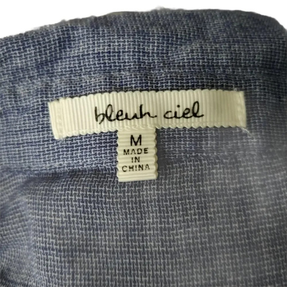 Bleuh Ciel Front  Knot Button Down Blouse, M - Picture 8 of 9